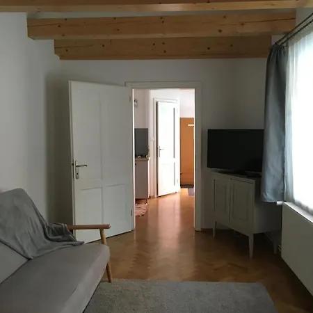 Medieval Apartament Апартаменти Брашов